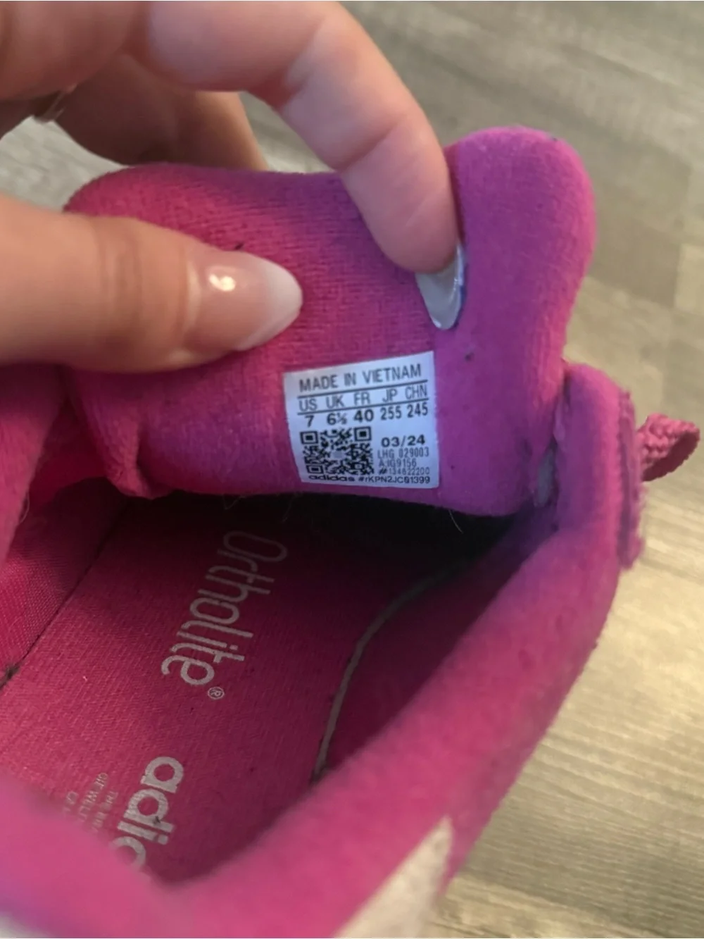 Adidas Campus GS Pink Suede Sneakers Kids 7 / Women’s 8.5